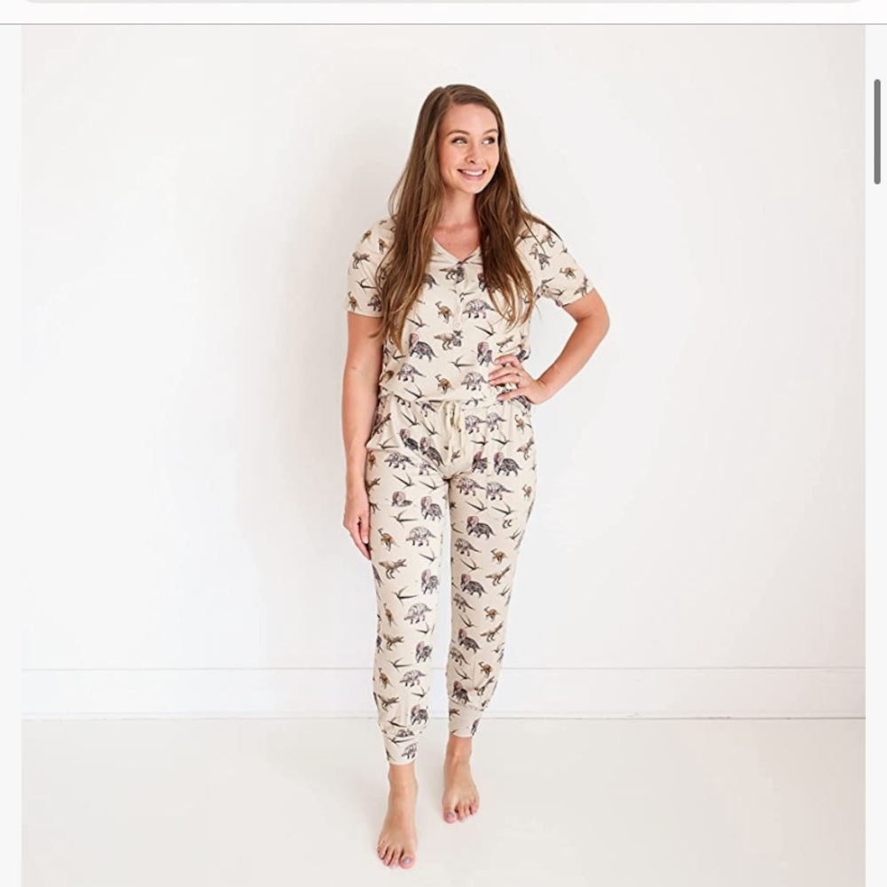 Posh peanut pajama set